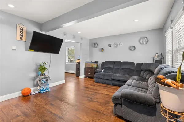 30 S 28th ST, Wyandanch, NY 11798