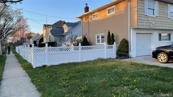 128 Cedar ST, Freeport, NY 11520