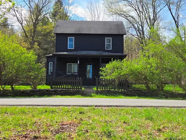 86 Plank RD, Mongaup Valley, NY 12762