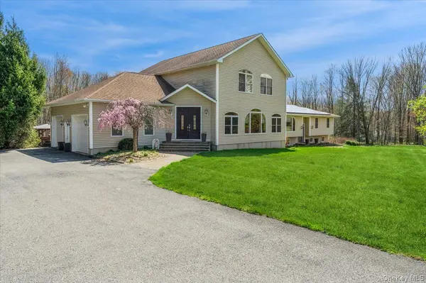 244 S Smith RD, Lagrangeville, NY 12540