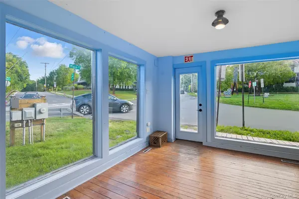 1-3 Water ST, New Paltz, NY 12561