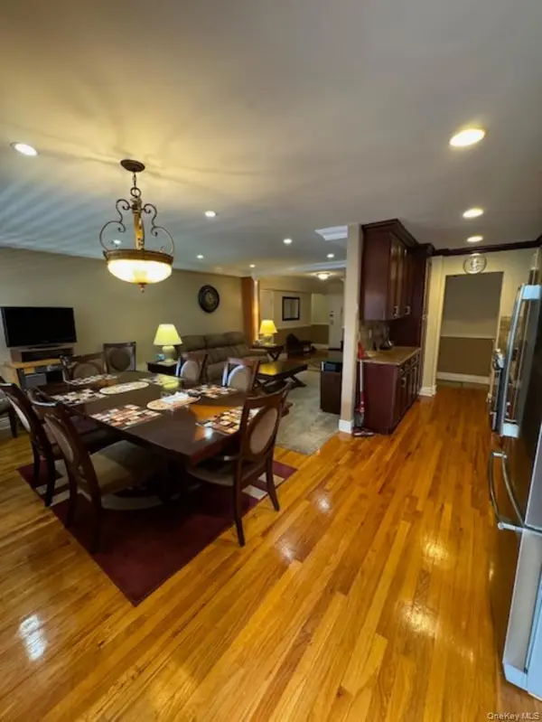 151-20 88th ST #2G, Howard Beach, NY 11414