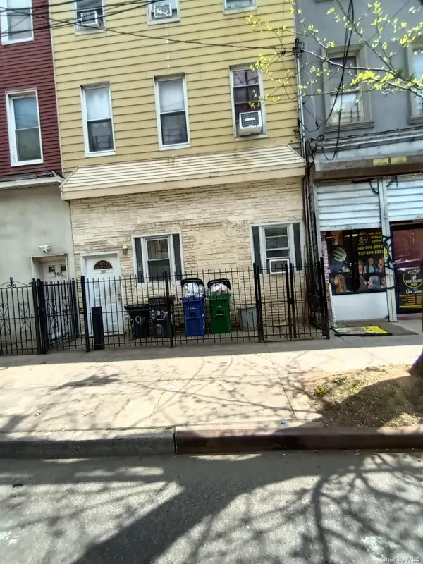 397 Crescent ST, Brooklyn, NY 11208