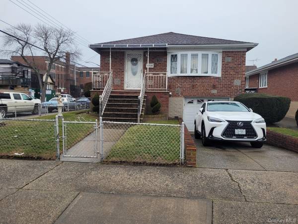 9720 158th AVE, Howard Beach, NY 11414