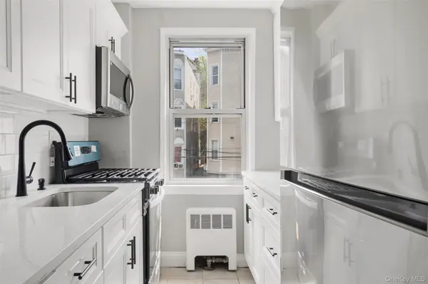 134 Ravine AVE #3B, Yonkers, NY 10701