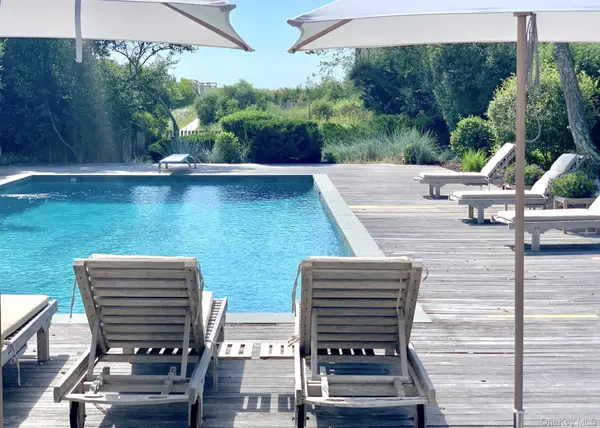 162 Dune RD, Quogue, NY 11959