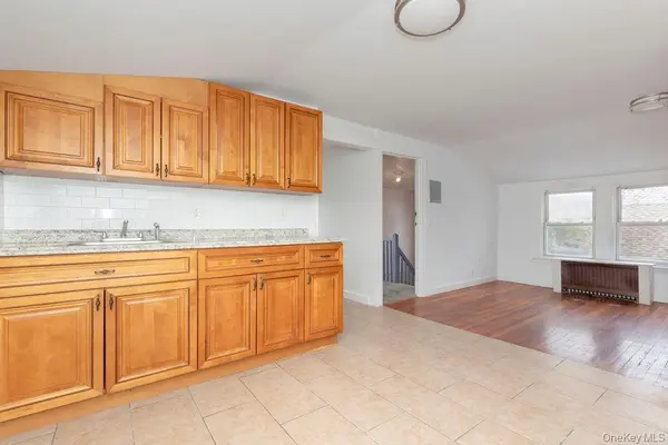 24 Chestnut PL, Mount Vernon, NY 10553