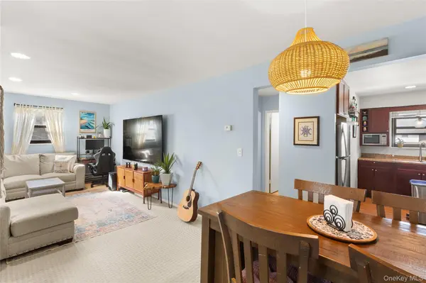 125 Park AVE #C1, Amityville, NY 11701