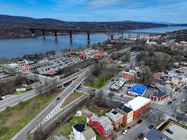 85 Main ST, Poughkeepsie, NY 12601
