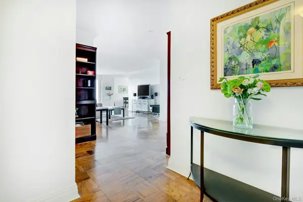 110-11 Queens BLVD #8K, Forest Hills, NY 11375