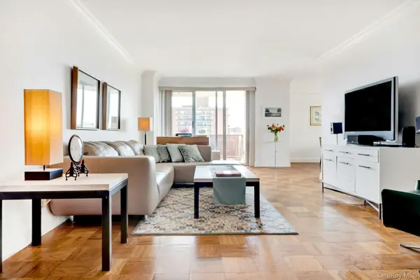 110-11 Queens BLVD #8K, Forest Hills, NY 11375