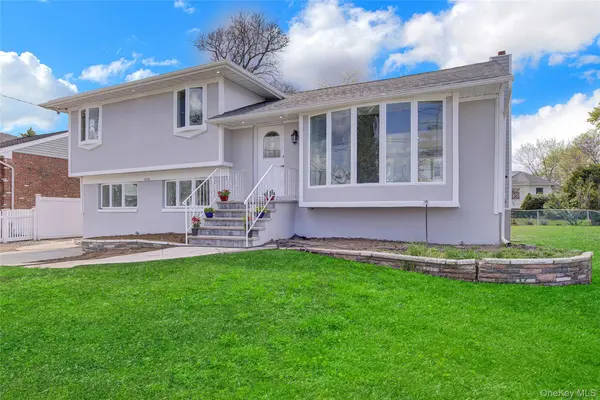 1716 White ST, North Bellmore, NY 11710