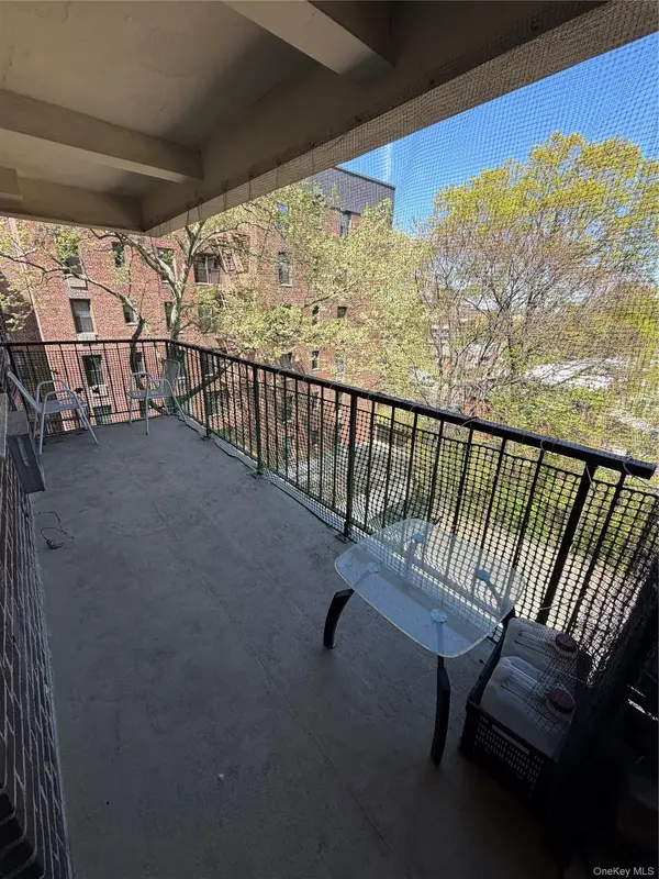140-55 34 AVE #4R, Flushing, NY 11354