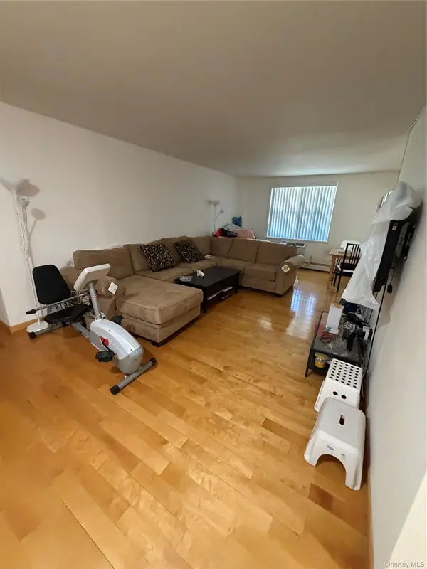 140-55 34 AVE #4R, Flushing, NY 11354