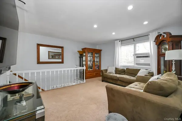 218-16 68th AVE #12-03 2, Bayside, NY 11364