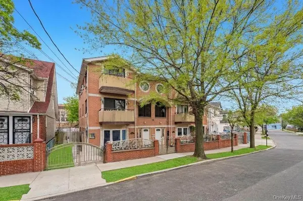 159-44 Normal RD, Jamaica Hills, NY 11432