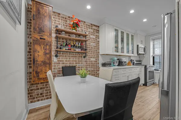 35-21 81 ST #1C, Jackson Heights, NY 11372