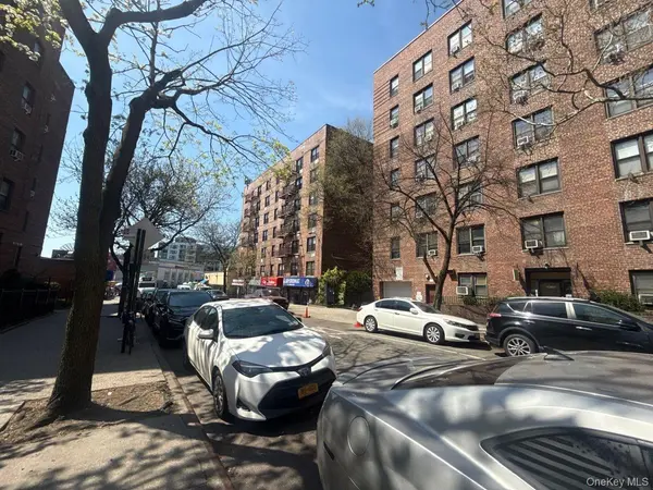 84-16 Elmhurst AVE #5E, Elmhurst, NY 11373
