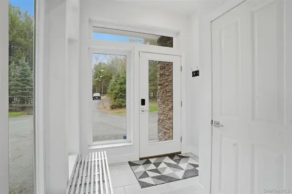 35 Serenity LN, Monticello, NY 12701