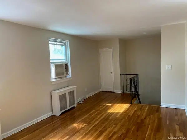 263-06 73rd AVE #A-2, Glen Oaks, NY 11004
