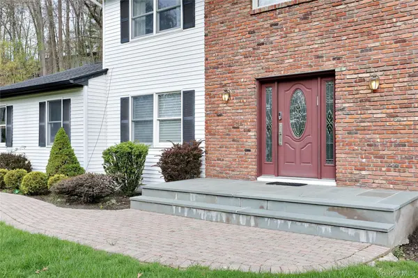 24 Park AVE, Monsey, NY 10952