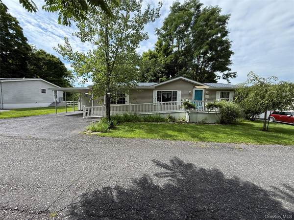 217 Brittany TER #217, Rock Tavern, NY 12575
