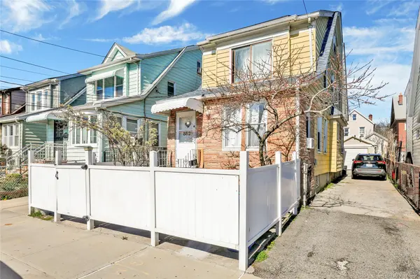 88-37 187th ST, Hollis, NY 11423