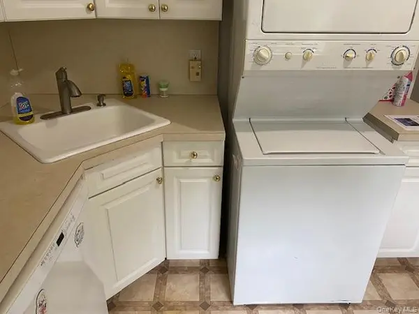 245-21 Union TPKE #C-2, Bellerose, NY 11426