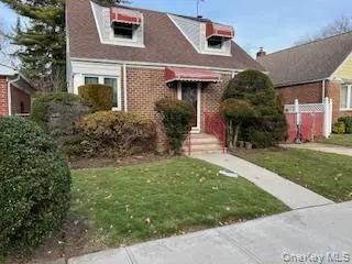 231-15 128 RD, Laurelton, NY 11413
