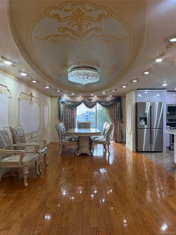 61-20 Grand Central Pkwy #Bb706, Forest Hills, NY 11375