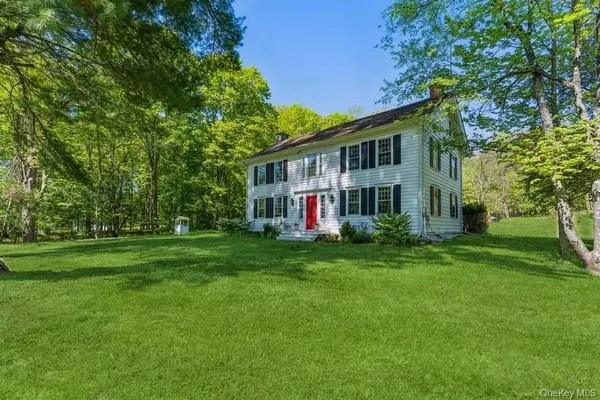 1141 BEEKMAN RD, Hopewell Junction, NY 12533