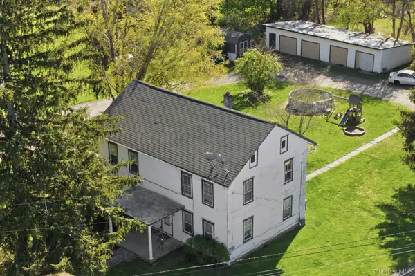 417-419 Old Indian RD, Milton, NY 12547