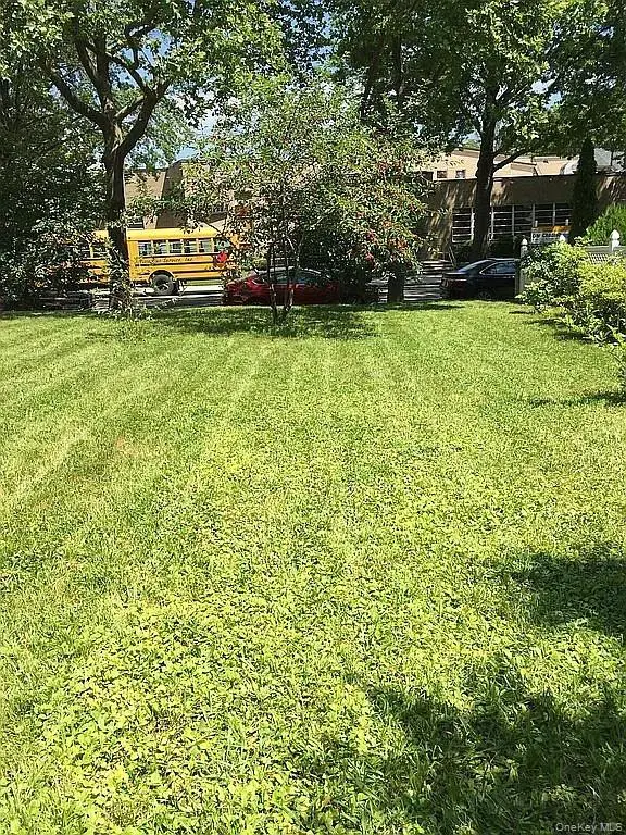 16702 73rd AVE, Fresh Meadows, NY 11366