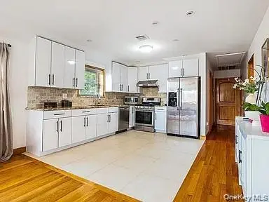 6-12 125th ST, College Point, NY 11356