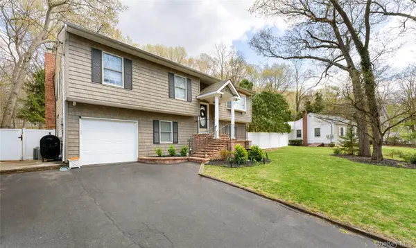 591 Meadow RD, Kings Park, NY 11754