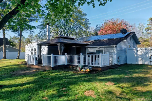 165 Randall RD, Shoreham, NY 11786
