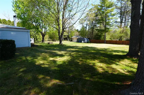 165 Randall RD, Shoreham, NY 11786