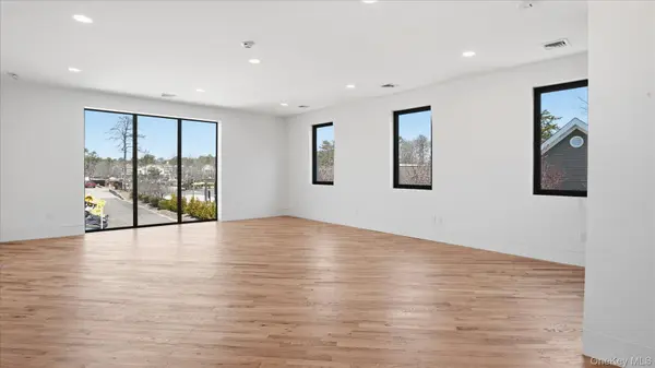 200 W Montauk HWY #2nd Floor, Unit 2B, Hampton Bays, NY 11946