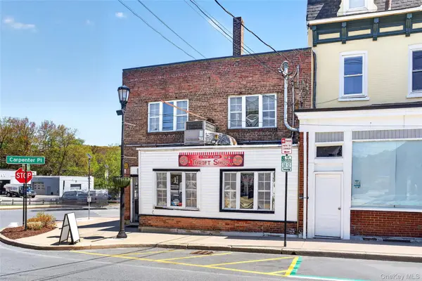 8 Stage RD, Monroe, NY 10950