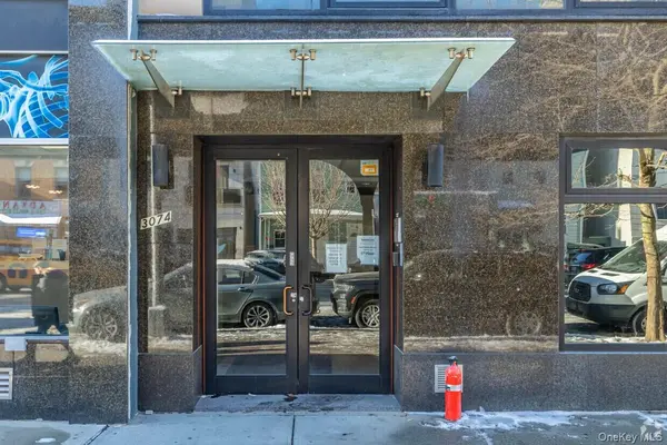 30-74 31st ST #3rd Floor, Astoria, NY 11102
