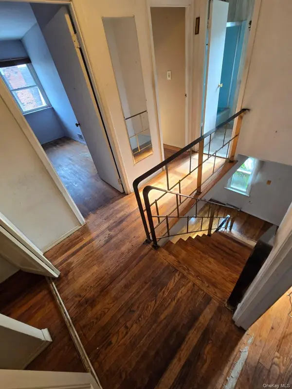1611 Plainview AVE #0, Far Rockaway, NY 11691
