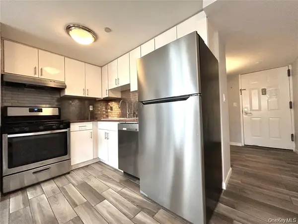 63-47 Booth ST #3C, Rego Park, NY 11374
