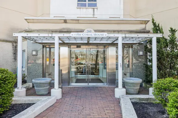 260 Beach 81st ST #2D, Rockaway Beach, NY 11693