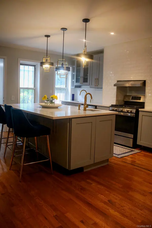125 Midwood ST, Brooklyn, NY 11225