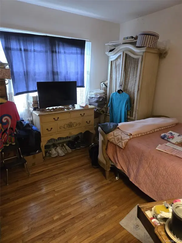 2544 Bayswater AVE, Far Rockaway, NY 11691