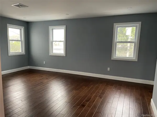 11 Covert ST, Hempstead, NY 11550