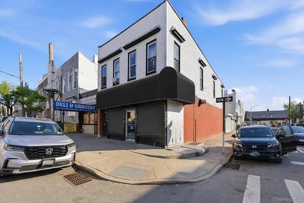 6042 55th ST, Maspeth, NY 11378