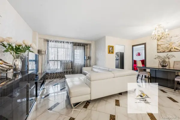 61-45 98th ST #14K, Rego Park, NY 11374