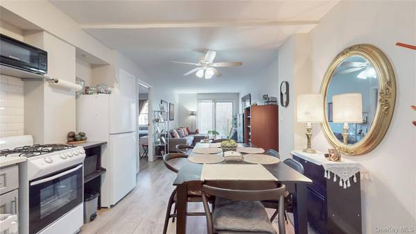 79-20 Kneeland AVE, Elmhurst, NY 11373