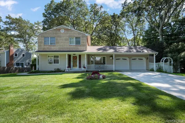 4 Superior ST, Miller Place, NY 11764